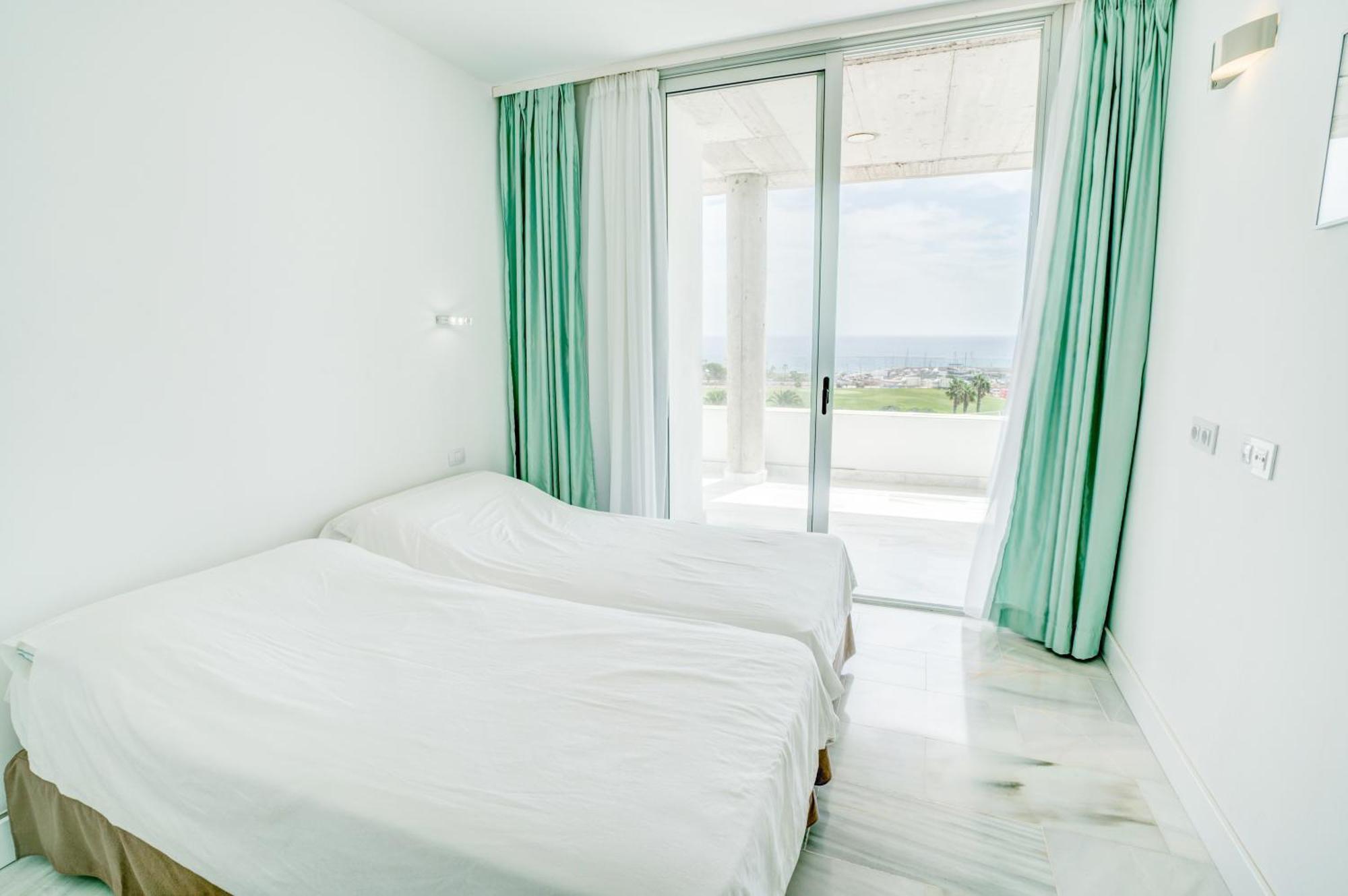 Amarilla Golf Villas-Lovely Complex-Amazing View Сан Мигел де Абона Екстериор снимка